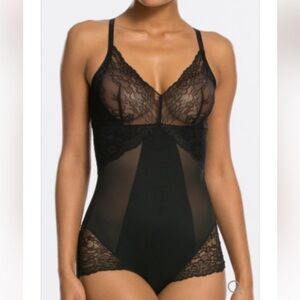 NWT Spanx Spotlight On Lace Body Suit
